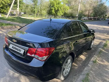 Chevrolet Cruze 2013 года за 2 700 000 тг. в Уральск – фото 3
