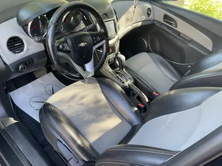 Chevrolet Cruze 2013 года за 2 700 000 тг. в Уральск – фото 7