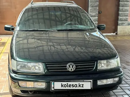 Volkswagen Passat 1994 года за 3 400 000 тг. в Алматы – фото 16