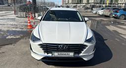 Hyundai Sonata 2020 года за 13 000 000 тг. в Астана – фото 2