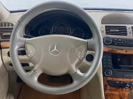 Mercedes-Benz E 240 2004 года за 4 300 000 тг. в Павлодар – фото 23