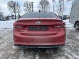 Hyundai Elantra 2016 годаfor6 800 000 тг. в Астана – фото 4