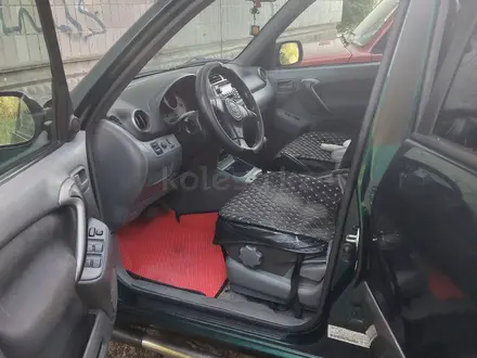 Toyota RAV4 2002 года за 4 700 000 тг. в Усть-Каменогорск – фото 2