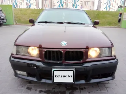 BMW 328 1992 года за 2 400 000 тг. в Алматы – фото 5