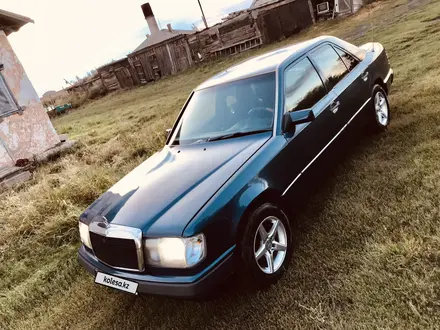 Mercedes-Benz E 260 1991 года за 1 290 000 тг. в Кокшетау – фото 9