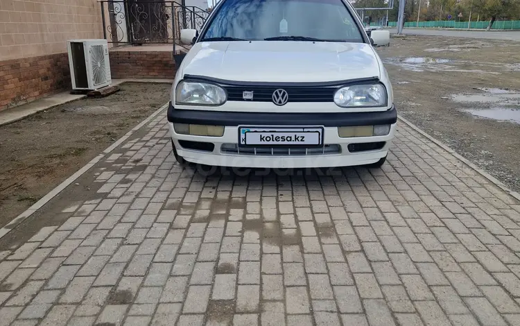 Volkswagen Golf 1996 годаүшін1 800 000 тг. в Тараз