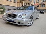 Mercedes-Benz E 320 2001 годаүшін6 000 000 тг. в Актау