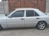 Mercedes-Benz E 200 1994 года за 1 800 000 тг. в Тараз – фото 2