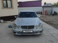 Mercedes-Benz E-Class, 2004