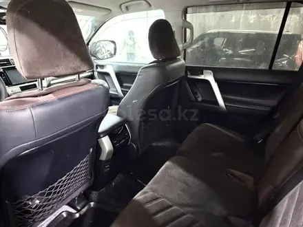 Toyota Land Cruiser Prado 2018 года за 22 500 000 тг. в Астана – фото 9