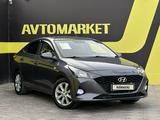 Hyundai Accent 2021 года за 6 790 000 тг. в Актобе – фото 3