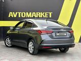 Hyundai Accent 2021 года за 6 790 000 тг. в Актобе – фото 4