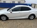 Toyota Camry 2019 года за 12 500 000 тг. в Атырау – фото 5