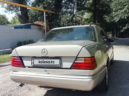 Mercedes-Benz E 230 1992 года за 970 000 тг. в Алматы – фото 10