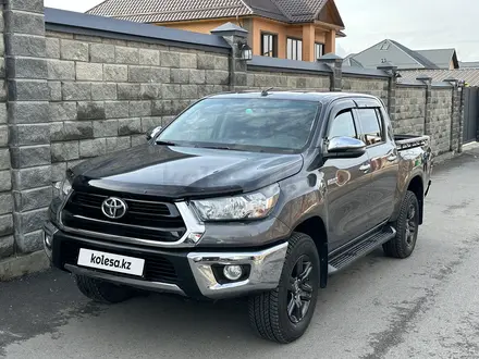 Toyota Hilux 2021 года за 18 500 000 тг. в Алматы