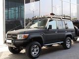 Toyota Land Cruiser 2013 годаүшін28 000 000 тг. в Алматы – фото 2