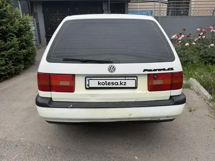 Volkswagen Passat 1995 года за 1 500 000 тг. в Алматы – фото 2