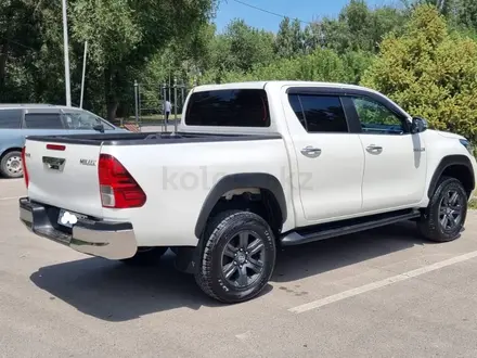 Toyota Hilux 2022 года за 22 900 000 тг. в Алматы – фото 2