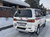 Mitsubishi Delica 1996 годаүшін3 500 000 тг. в Алматы – фото 2