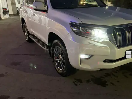 Toyota Land Cruiser Prado 2019 года за 22 000 000 тг. в Алматы – фото 4