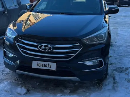 Hyundai Santa Fe 2017 года за 7 900 000 тг. в Актобе