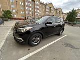 Hyundai Santa Fe 2017 года за 7 900 000 тг. в Актобе – фото 2