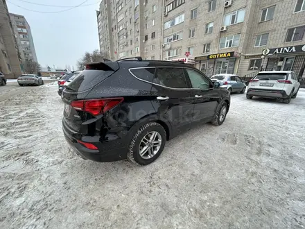 Hyundai Santa Fe 2017 года за 7 900 000 тг. в Актобе – фото 3