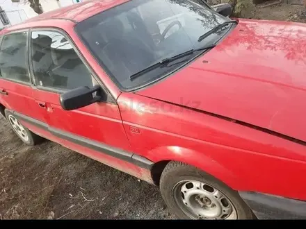 Volkswagen Passat 1986 года за 600 000 тг. в Семей