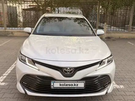 Toyota Camry 2020 года за 11 490 000 тг. в Атырау – фото 15
