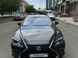 Lexus ES 250 2022 года за 24 000 000 тг. в Астана