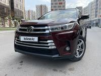 Toyota Highlander 2018 года за 20 900 000 тг. в Астана