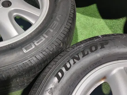 Диск оригинал Toyota с шинами Dunlop 205/65 R15 летний за 160 000 тг. в Алматы – фото 6