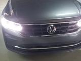 Volkswagen Tiguan 2021 года за 17 600 000 тг. в Костанай – фото 4