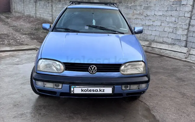 Volkswagen Golf 1994 годаfor1 500 000 тг. в Шымкент