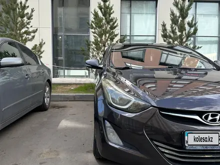 Hyundai Elantra 2015 года за 7 000 000 тг. в Астана – фото 4