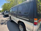 Mitsubishi Delica 1993 годаfor1 000 000 тг. в Алматы – фото 3