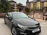 Kia K5 2018 года за 9 800 000 тг. в Алматы