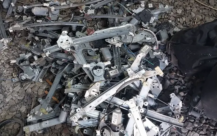 Стеклоподьемник за 10 000 тг. в Алматы