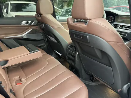 BMW X5 2021 года за 31 000 000 тг. в Алматы – фото 20