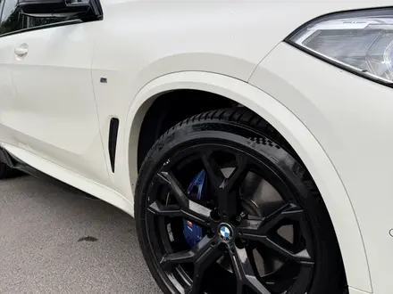 BMW X5 2021 года за 31 000 000 тг. в Алматы – фото 7