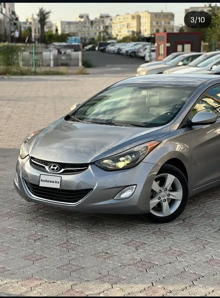 Hyundai Elantra, 2012