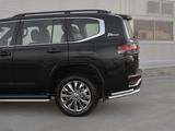 Защита заднего бампера на Toyota Land Cruiser 300 за 118 900 тг. в Уральск – фото 3