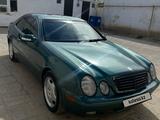Mercedes-Benz CLK 320 2001 годаүшін3 000 000 тг. в Жанаозен – фото 3