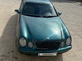 Mercedes-Benz CLK 320 2001 годаүшін3 000 000 тг. в Жанаозен