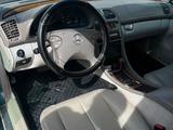 Mercedes-Benz CLK 320 2001 годаүшін3 000 000 тг. в Жанаозен – фото 5