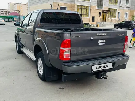 Toyota Hilux 2015 года за 11 500 000 тг. в Уральск – фото 19