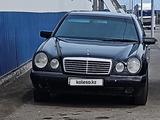 Mercedes-Benz E 240 1998 годаfor4 200 000 тг. в Караганда – фото 2