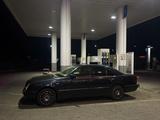 Mercedes-Benz E 240 1998 года за 2 000 000 тг. в Жезказган