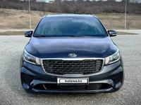 Kia Carnival 2015 года за 11 500 000 тг. в Караганда