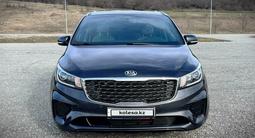 Kia Carnival 2016 годаүшін11 100 000 тг. в Караганда – фото 2